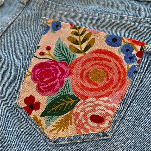 BDG x Rifle Paper Co Pocket Mid Rise Denim Shorts - Picture 2 of 8